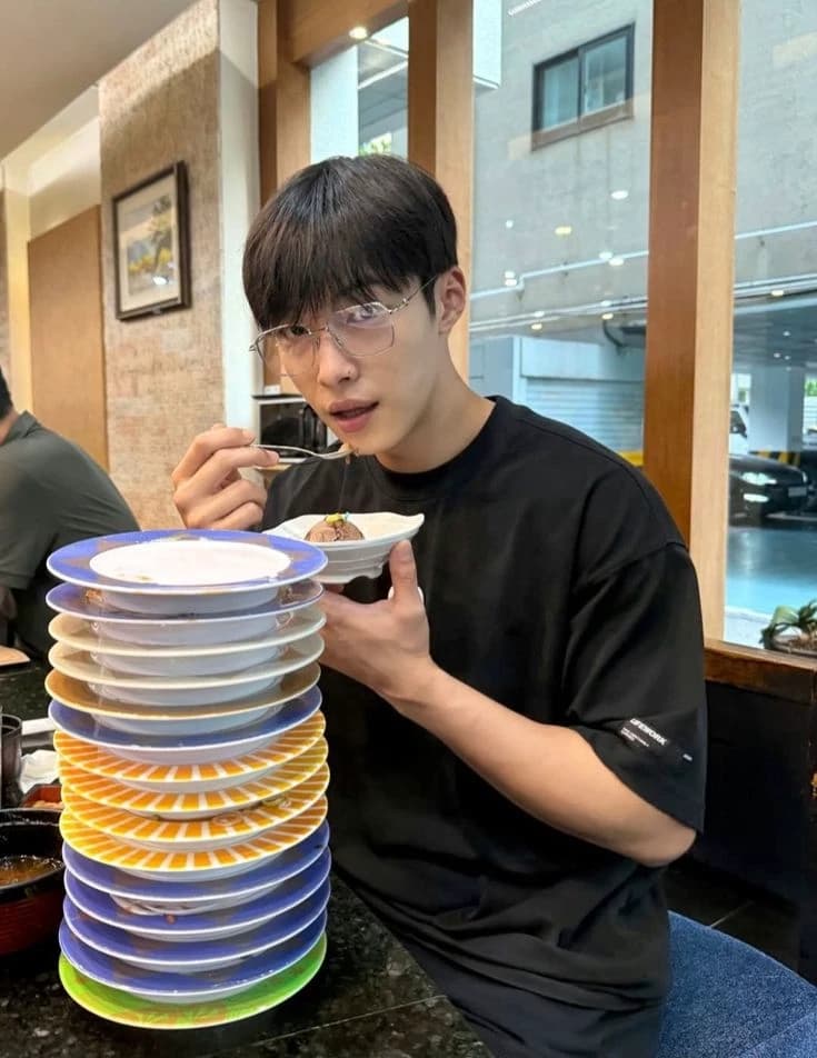Woo Do Hwan thumbnail