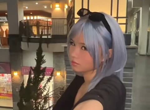 zoey thumbnail