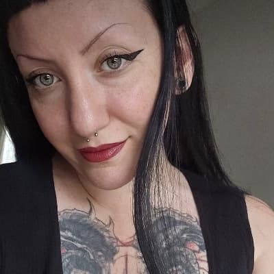 Natalia Daniels thumbnail