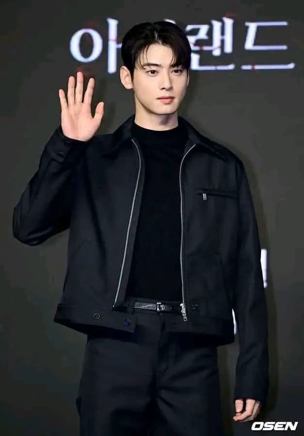 Cha eun-woo thumbnail