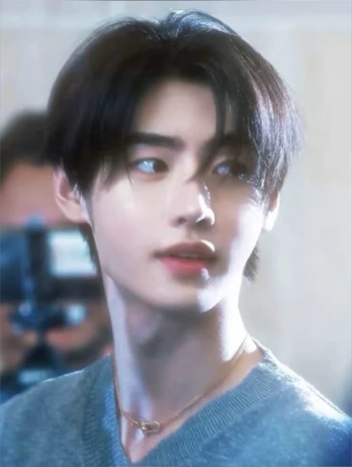 Park Sunghoon thumbnail