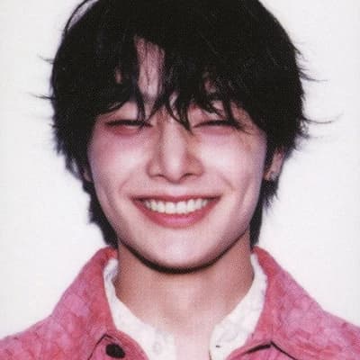 Jeongin🍓 thumbnail