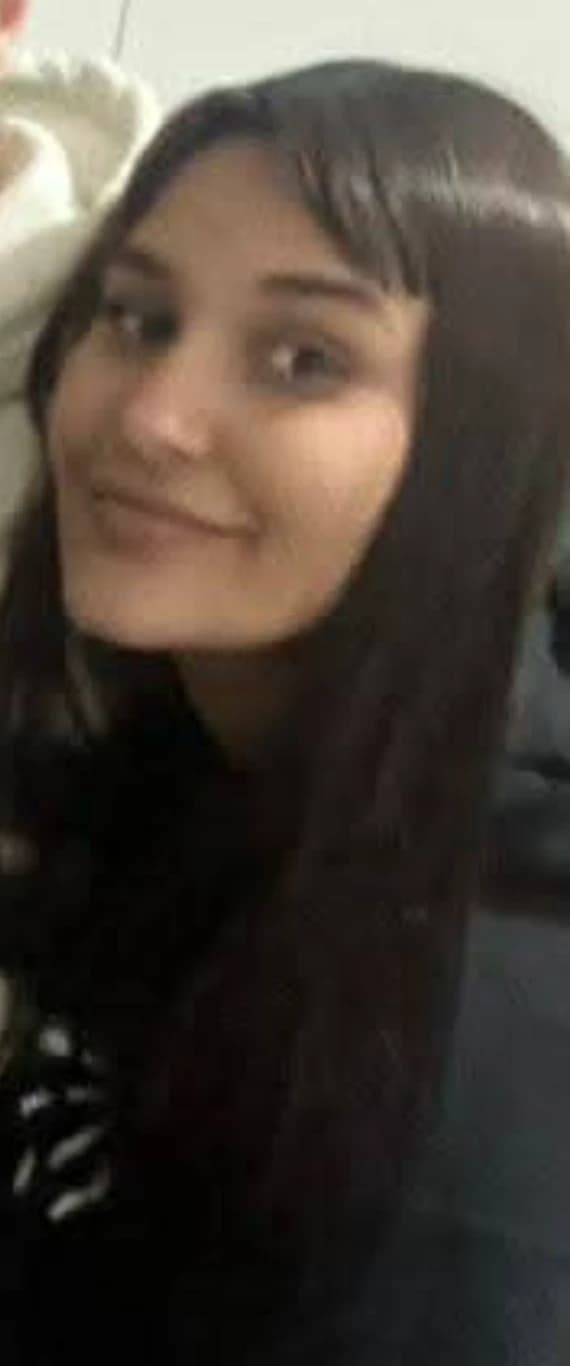 Flor, 36 years old niece, is jerking off naked in her room thumbnail