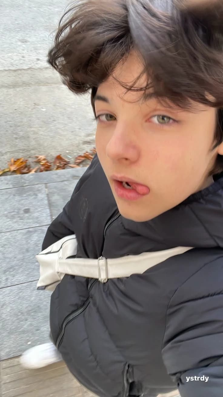 Daniel (bl) thumbnail