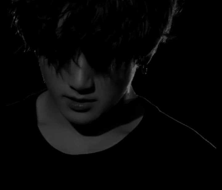 Jeon Jung-Kook (depressed boyfriend 💘) thumbnail