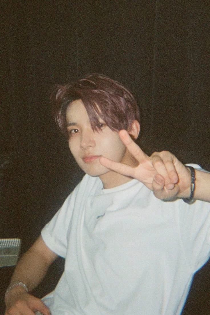 lee heeseung thumbnail