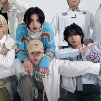 STRAY KIDS 🖤❤️ thumbnail