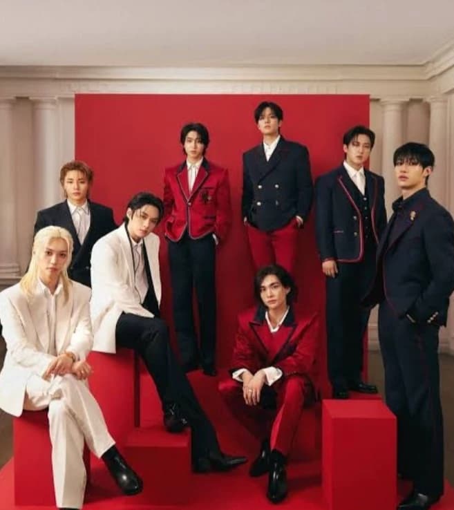 Stray Kids With Gala thumbnail