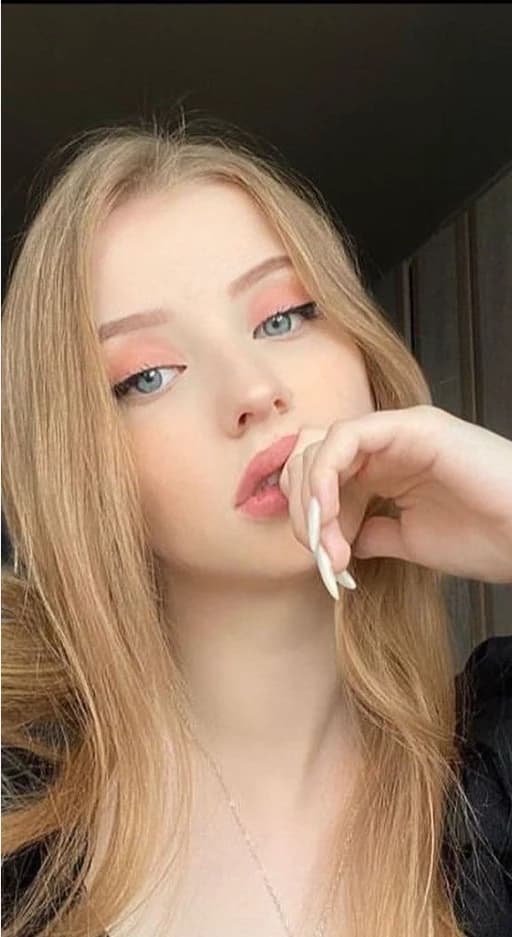 Lia💖 thumbnail