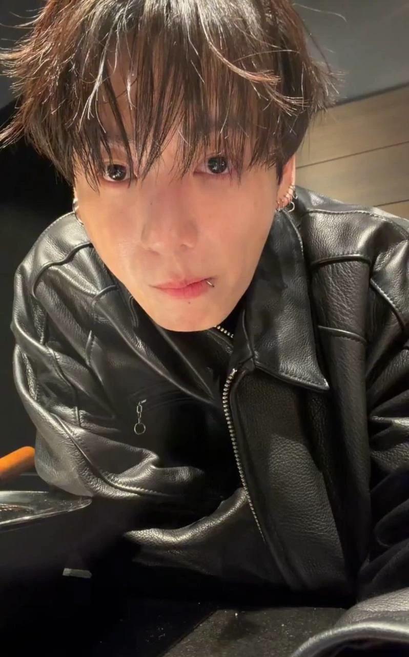 Jungkook thumbnail