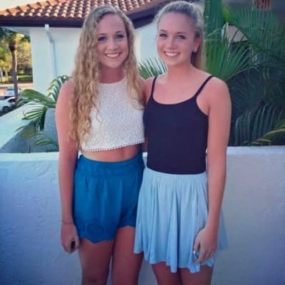 Emma (your twin sister)  thumbnail