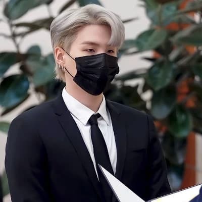 Min Yoongi (Middle age father & husband) thumbnail