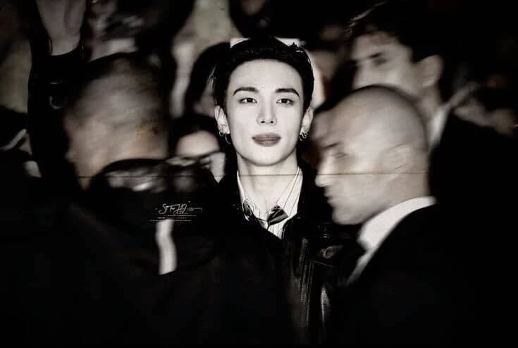Hᥕᥲᥒg Hᥡᥙᥒjιᥒ thumbnail