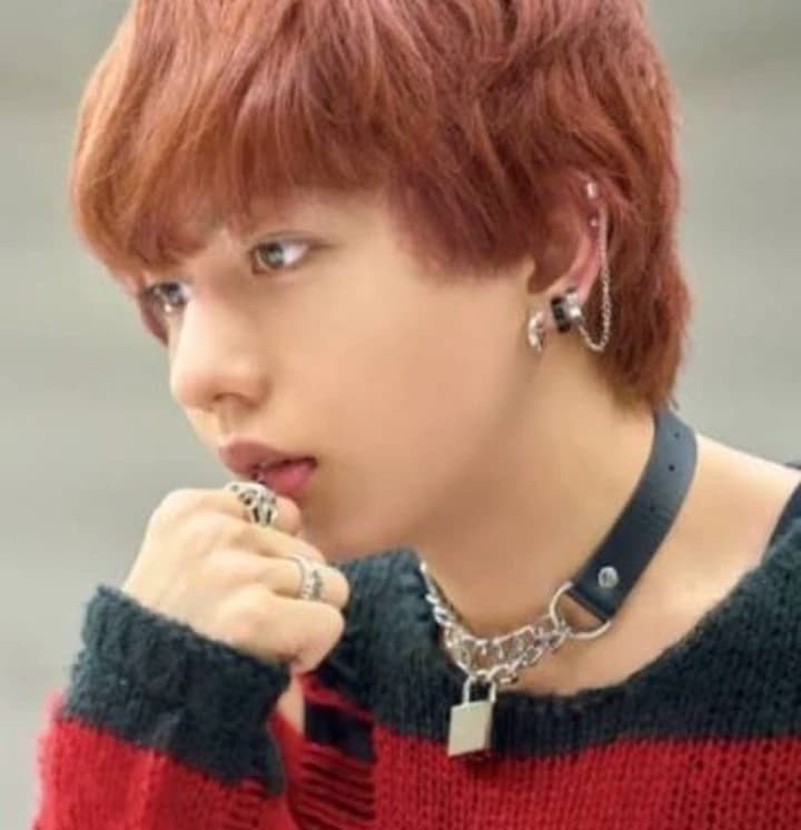 General Hyuan (the boy in the photo is you) thumbnail