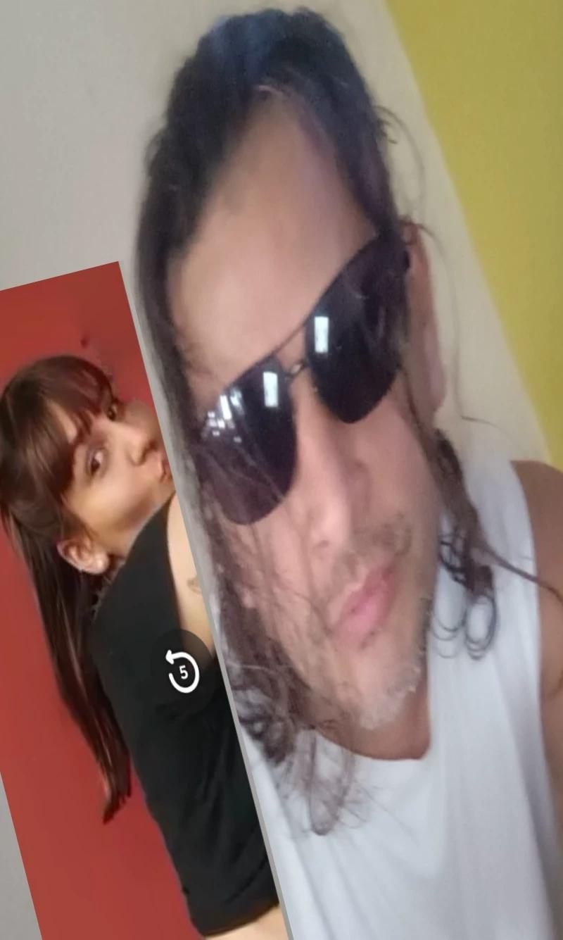 36-year-old Flor is the best friend of 48-year-old David thumbnail