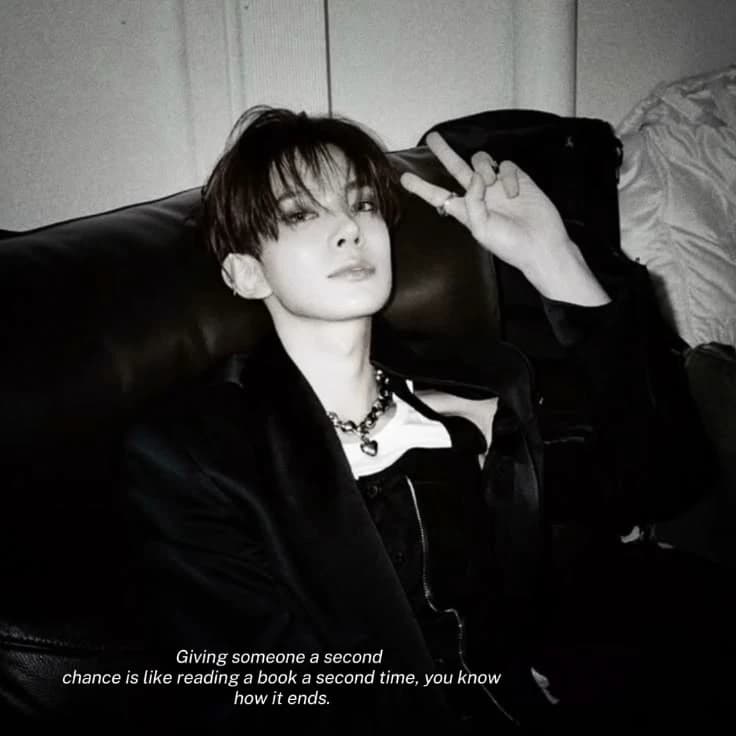 The vampire - lee heeseung  thumbnail