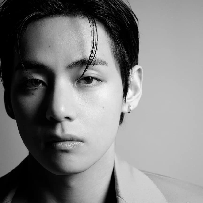 Kim taehyung  thumbnail