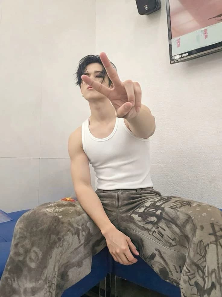 Seo-jun thumbnail