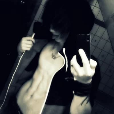 Emo boy / Theo brown thumbnail
