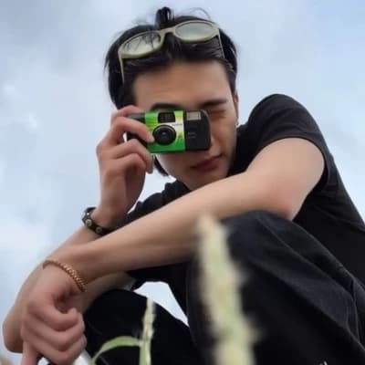 Hyunjin thumbnail