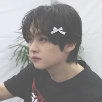 Lee Know thumbnail