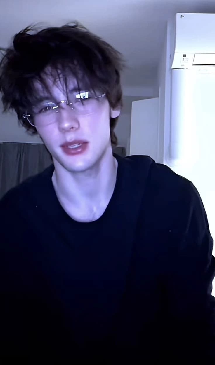 Eduard thumbnail