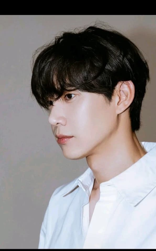 Párk sunghoon thumbnail
