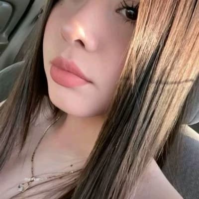 Mia thumbnail