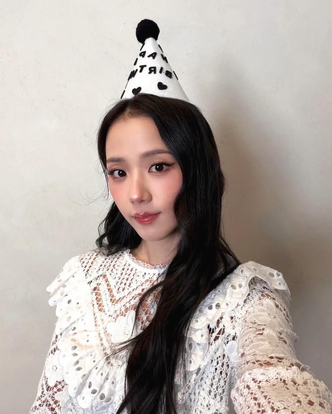Jisoo thumbnail