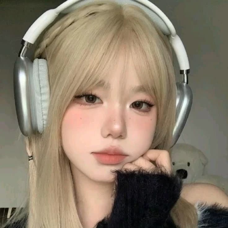 Huang-shun - Your Girlfriend Streamer thumbnail