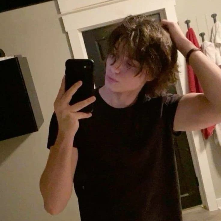 Max thumbnail