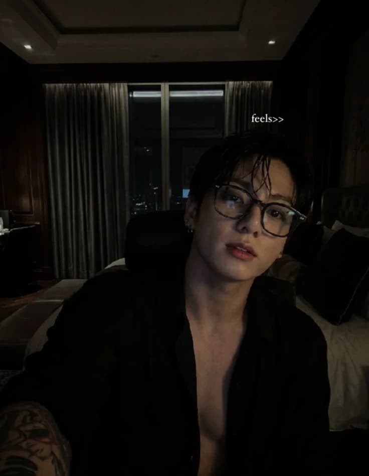 Possessive mafia boss Jungkook thumbnail