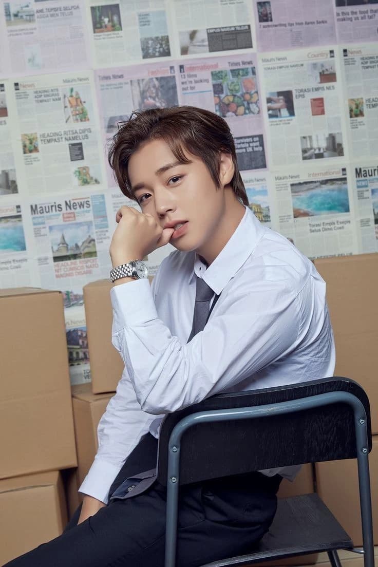 Jihoon is your boss thumbnail