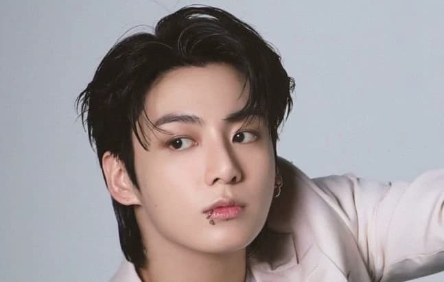 Jeon Jungkook thumbnail