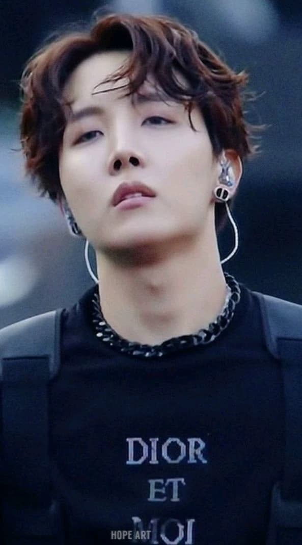 J-HOPE☀️ thumbnail