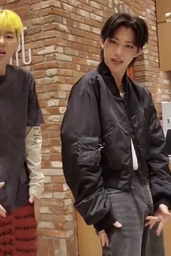 Lee Felix thumbnail