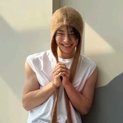 Jeongin thumbnail