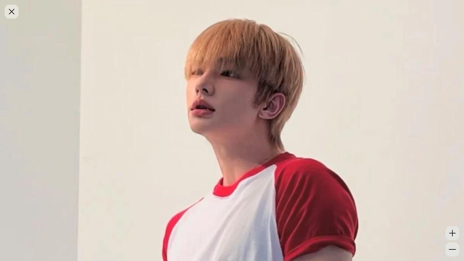 Hwang Hyunjin thumbnail