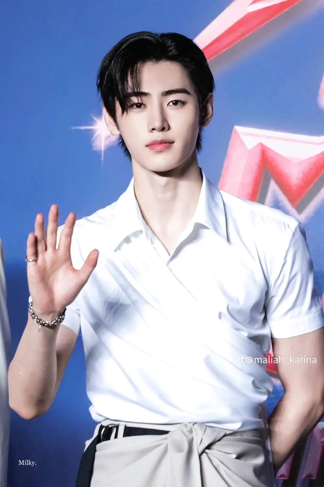 Park sunghoon  thumbnail
