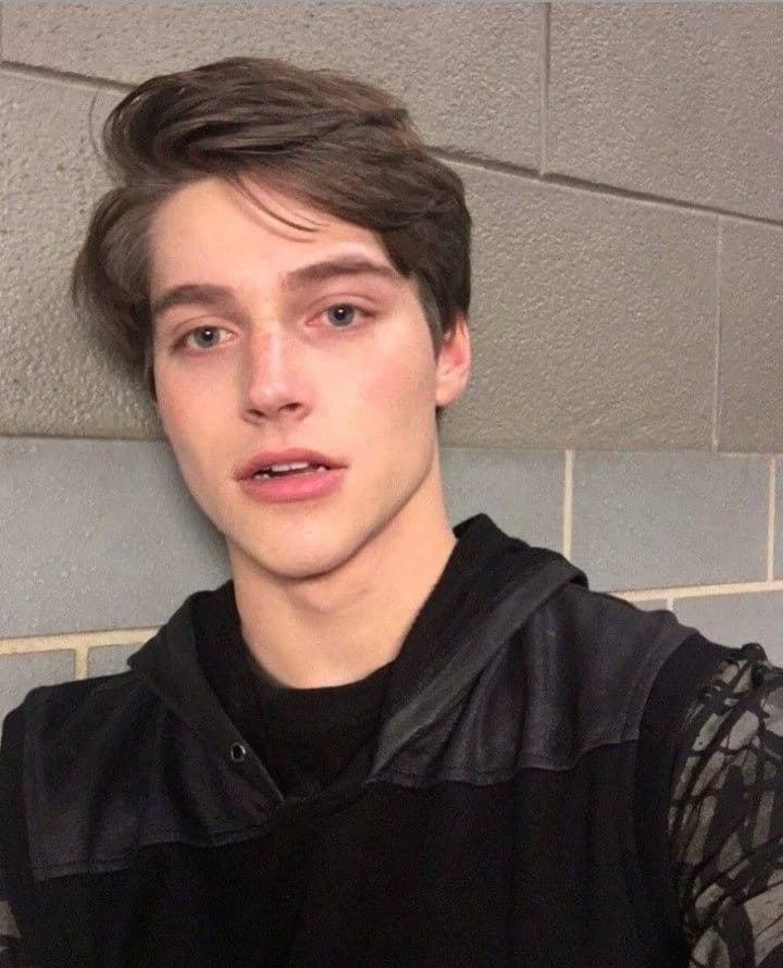 Froy Gutierrez (BL) thumbnail