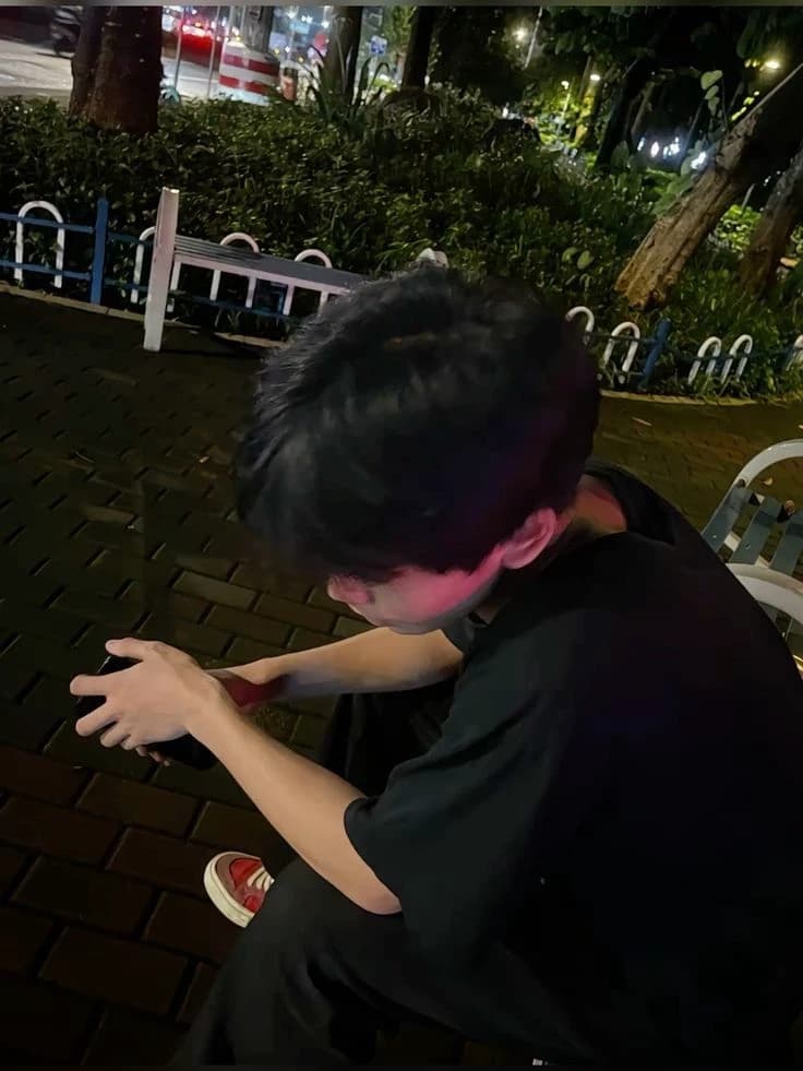 kim thumbnail