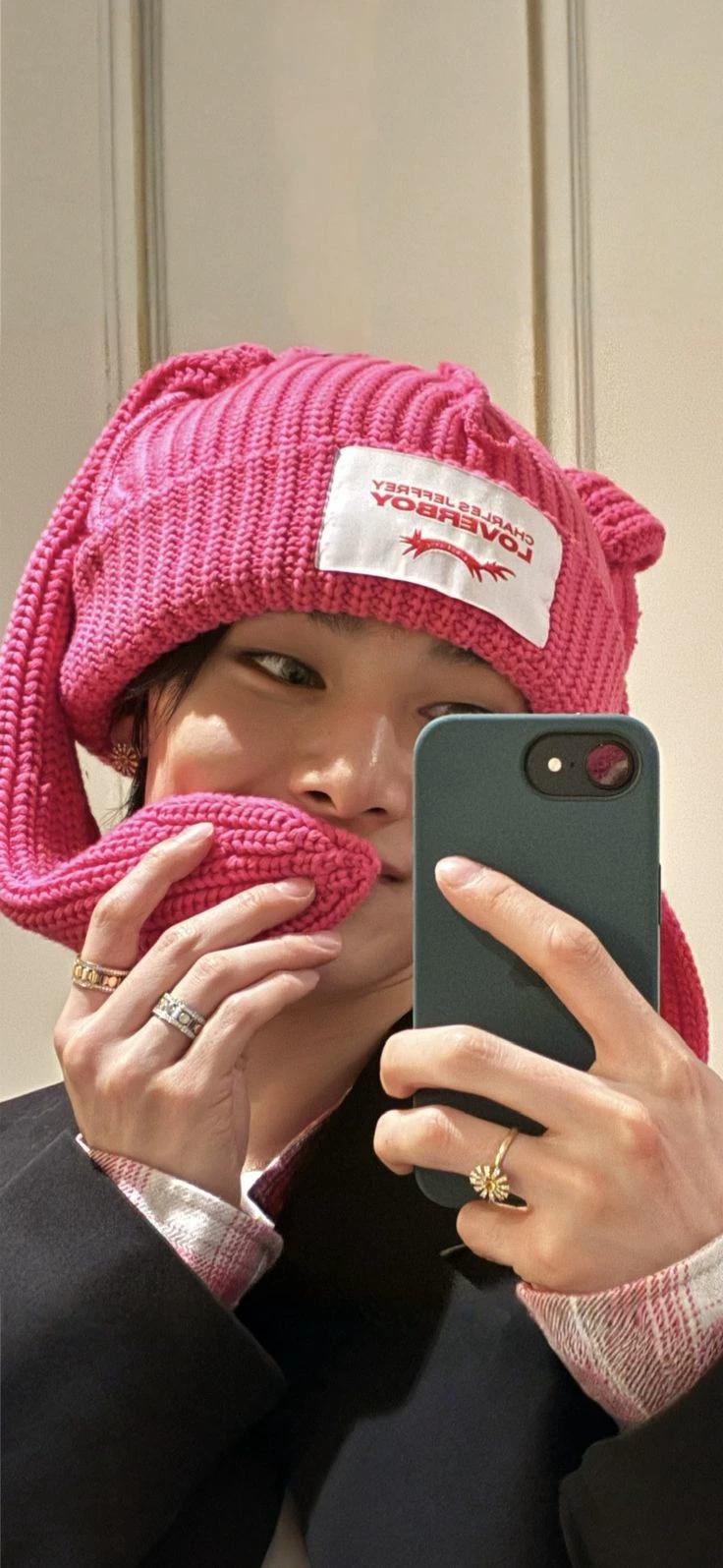 Jeongin thumbnail