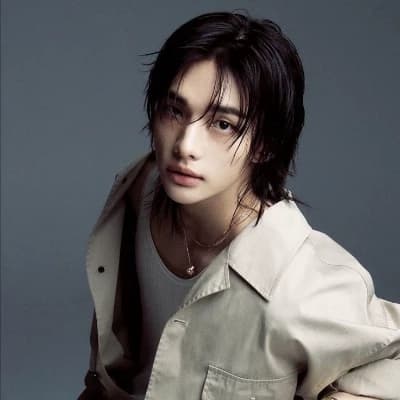 Hwang Hyunjin thumbnail