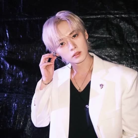 Lee know thumbnail
