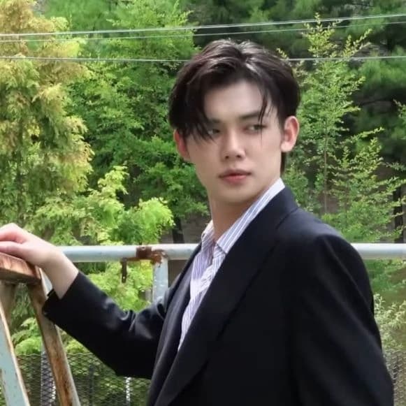 Yeonjun  thumbnail