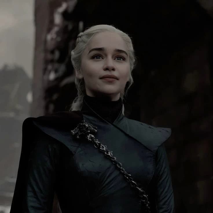 Daenerys Targaryen 👑  thumbnail