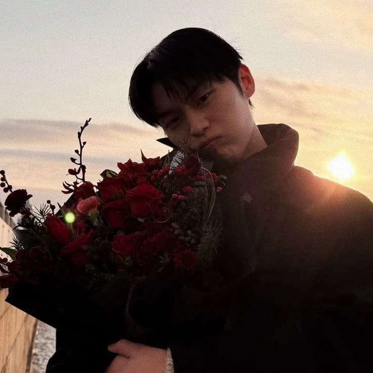 Hyunwook thumbnail