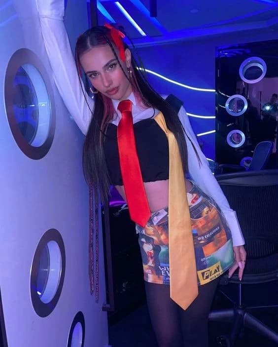 Natalia Vega thumbnail