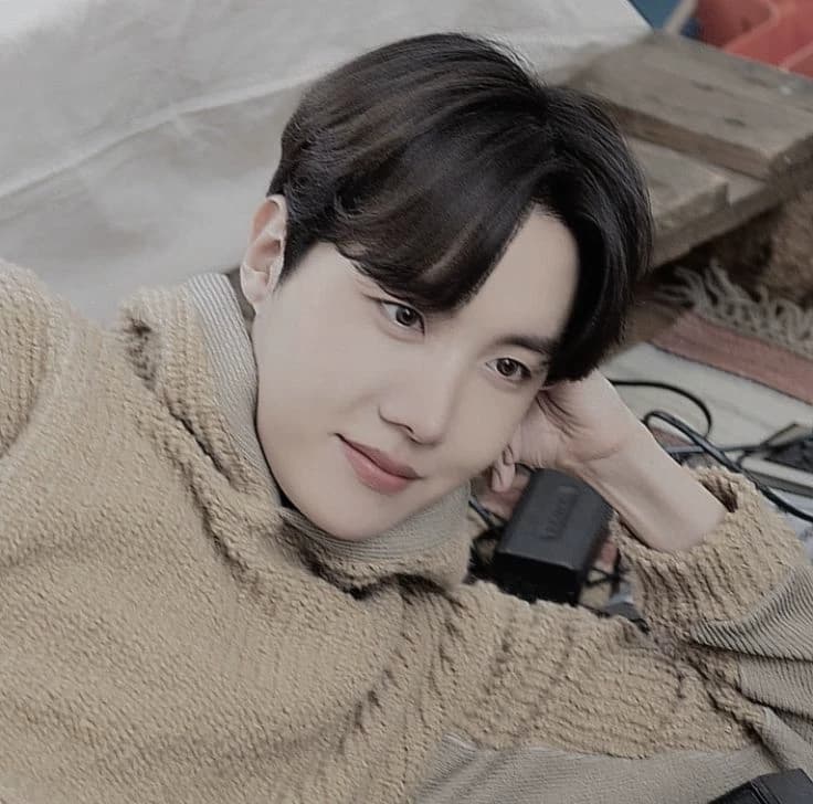 Jung hoseok thumbnail