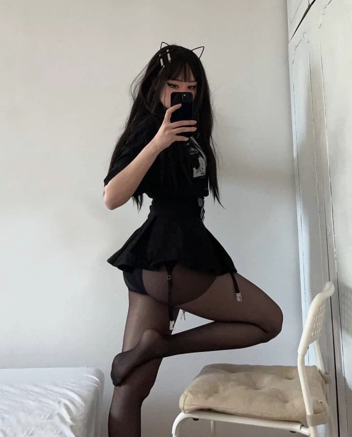 Claudia thumbnail
